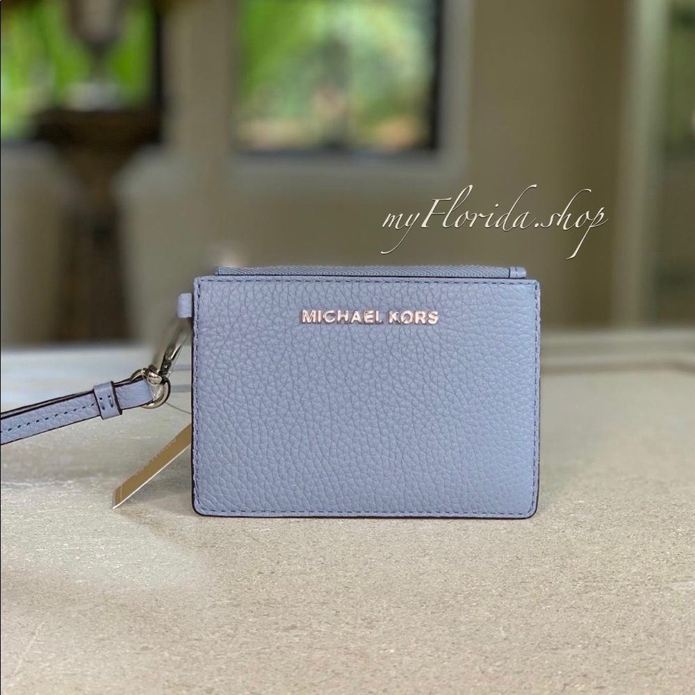 🔥FINAL SALE🔥Michael Kors Wristlet / Card Holder